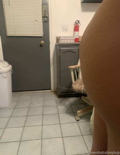 babieybop23 beau modèle photo