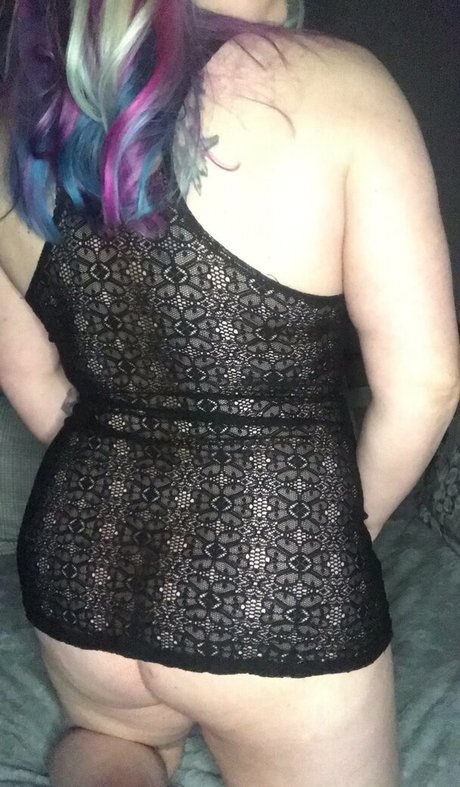 yourgalphronia actrice photo