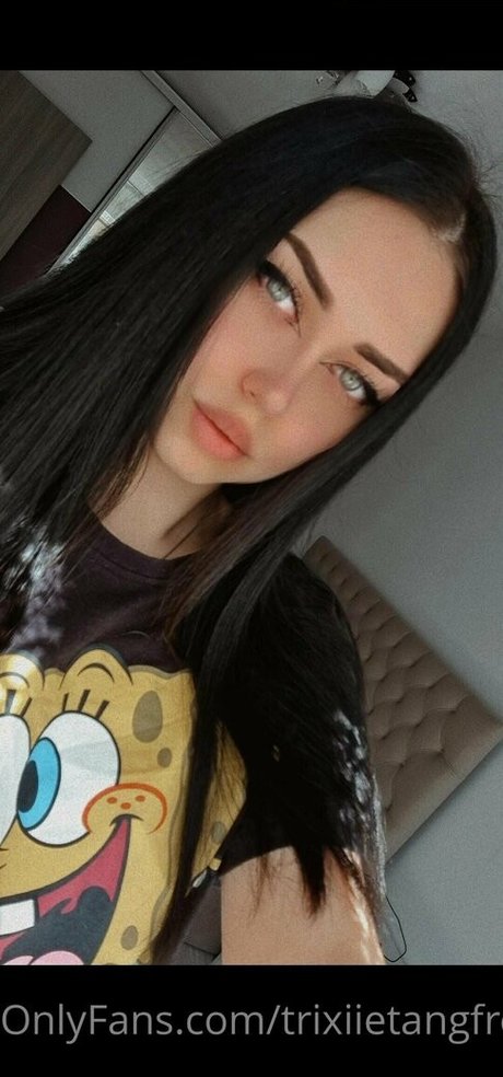 trixiietangfree mannequin img