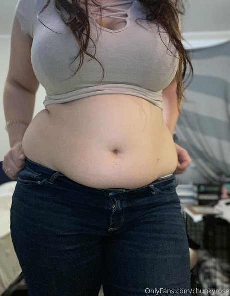 chunkyrose star érotique photos