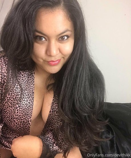 devithikk star du porno galeries