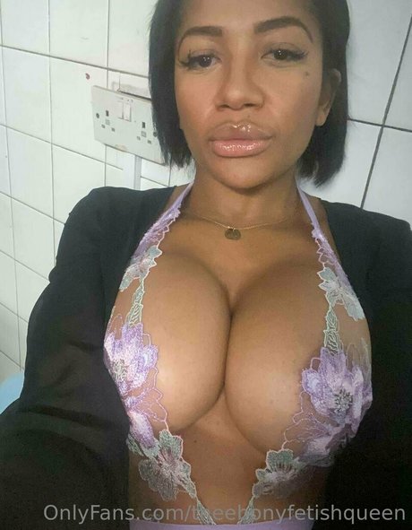 theebonyfetishqueen modèles nus images