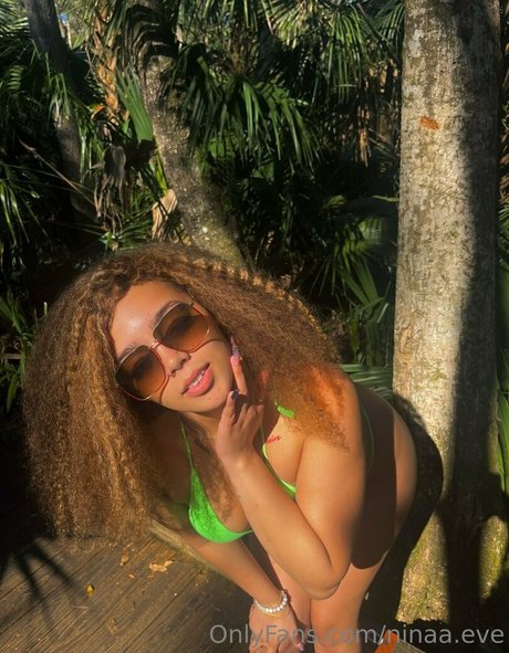 ninaa eve actrice sexy img
