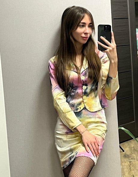 lili babe modèle exclusif images