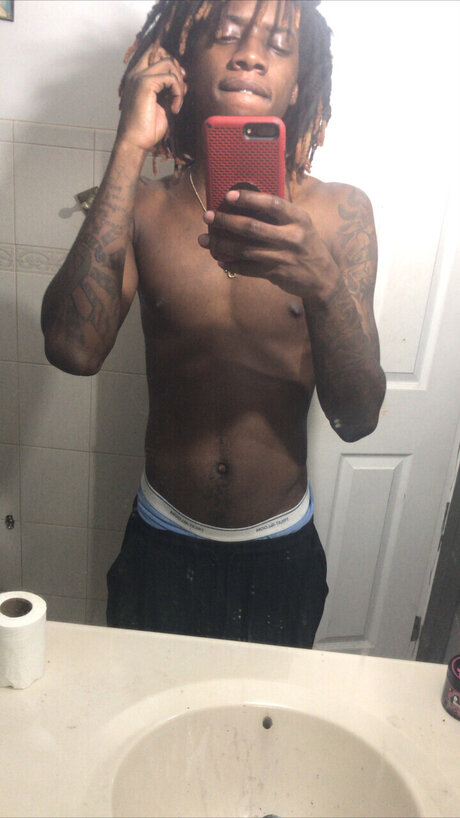 Wecandowhatever modèle nu archive