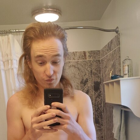 Kinky stoner guy art modèle photos