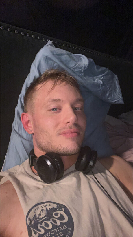 Hey_ modèle artistique img