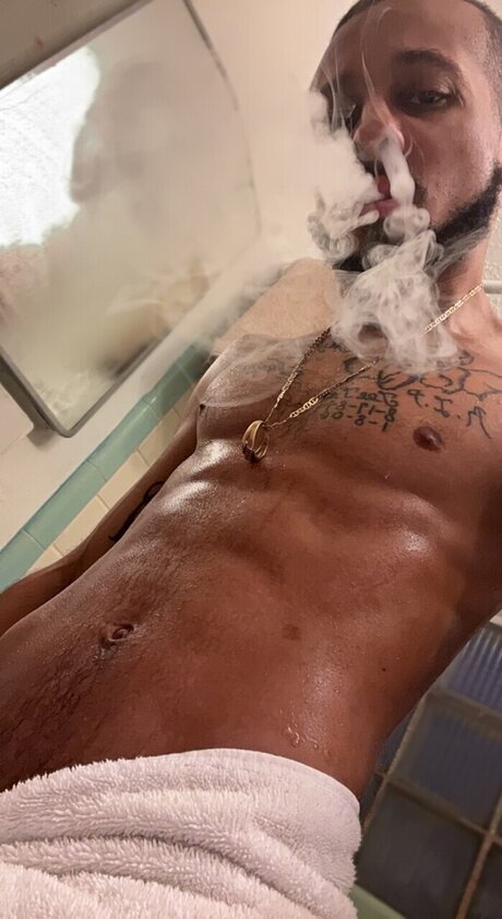 Mikey Playhouse actrice artistique photos