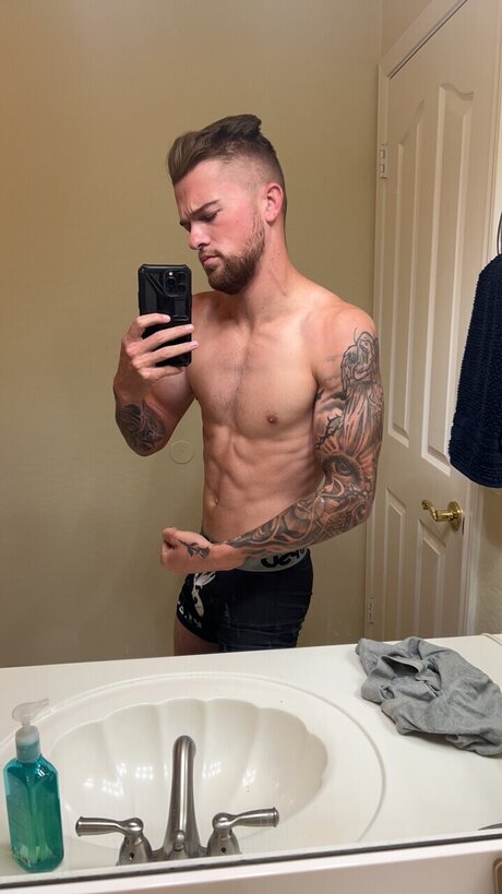 fellation transexuelle onlyfans pornographique érotique galerie