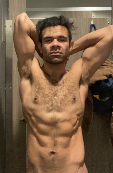 Justin Ryan nus de stars du porno img