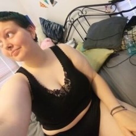 Rayne The Sunflower nus étoiles galeries