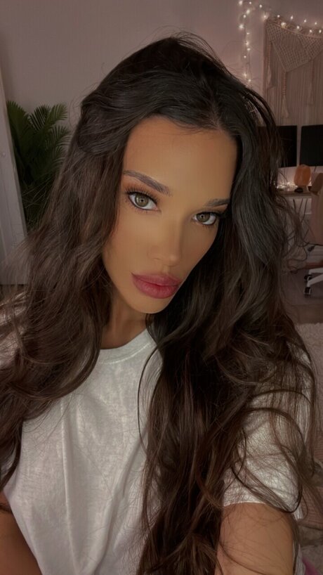 FoodBabyBaby modèle chaud archive