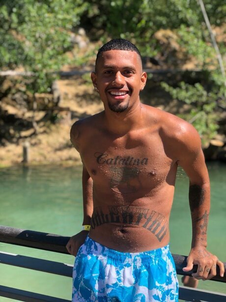 Johan Mosquera haut de star du porno des photos