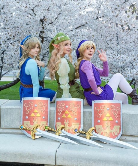 Raineemery actrice érotique img