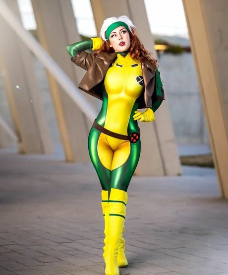 Raineemery star du porno gratuite photos