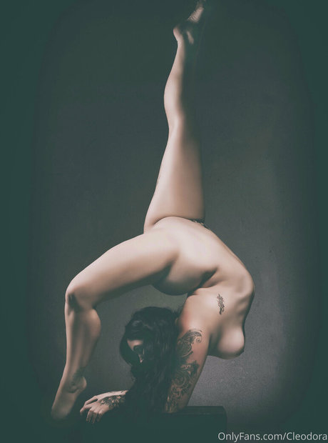 lesbiennes strapon onlyfans haute qualité meilleur images