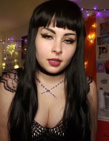 bunnyymilkk star du porno érotique image