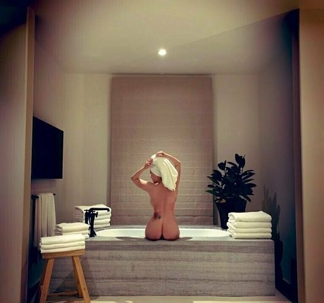 shannamoaklerfree beau modèle photo