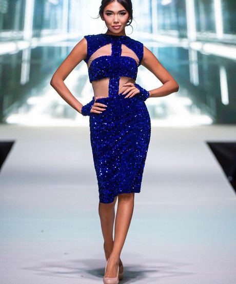 Asya Sun modèle érotique collection