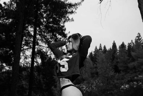 Katherine Fisher star du porno en haute qualité photo