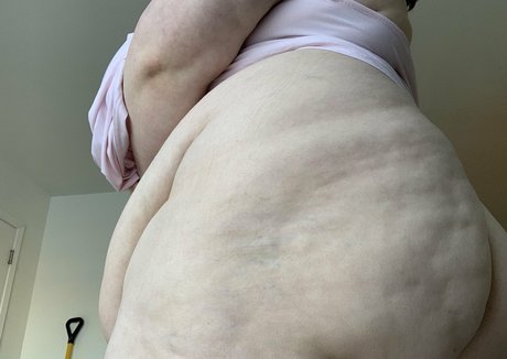 mamahorker jolie star du porno photo