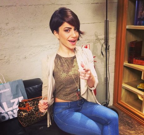 Serpil Cansz modèle sympa img