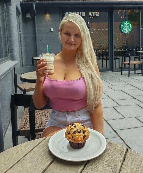 Zandra May actrice parfaite galeries