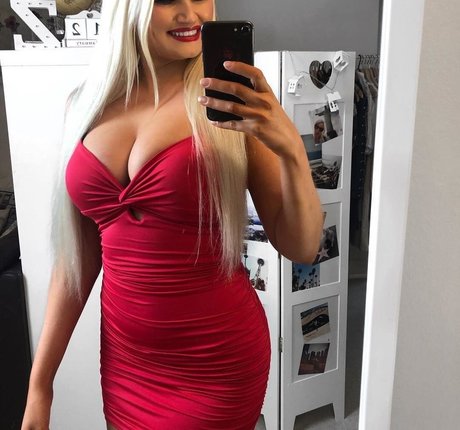 Zandra May belle actrice archive