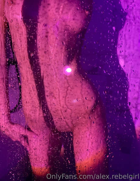 alex rebelgirl étoile parfaite image