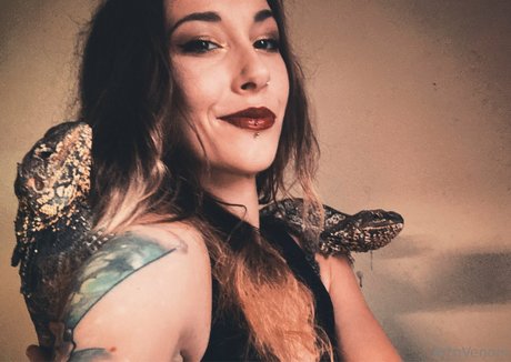 artnvenom modèle joli img