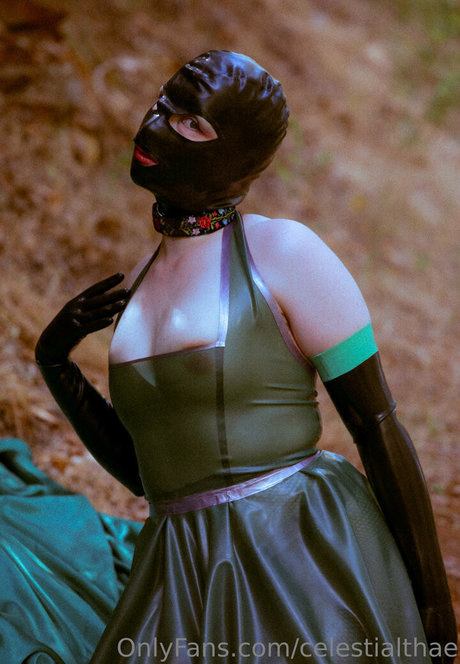 celestialthae actrice nue galeries