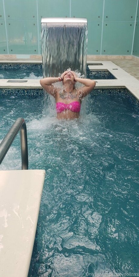 babydollzzzz étoile adulte img