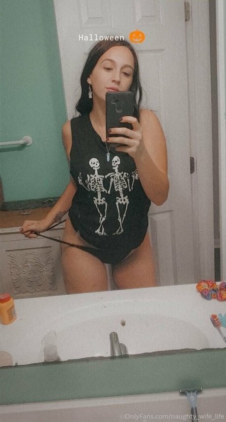 naughty wife life étoile image