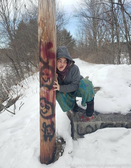 magicalswampgoblin modèles nus image