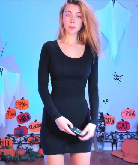 Jellyy Bree étoile nue photo