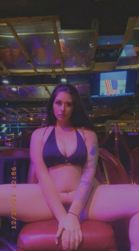 karmahk2 modèle sexy collection