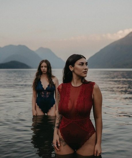 Angela Amethyst jolie actrice des photos