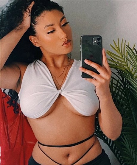 Tamia J étoile de l'art galeries