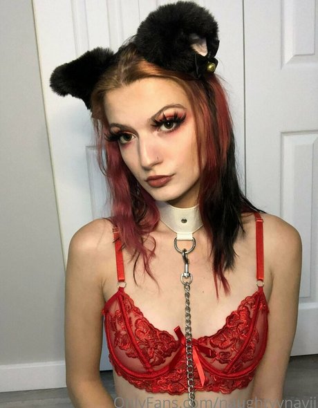 naughtyynavii joli modèle images