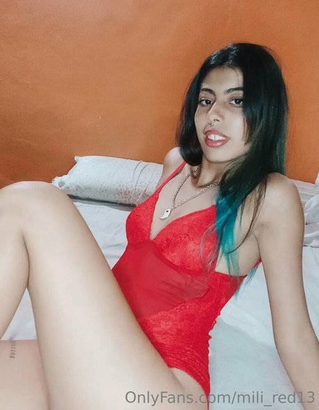 mili red13 star du porno en haute qualité photos
