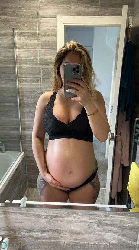 Naughty Lebanese belle actrice des photos