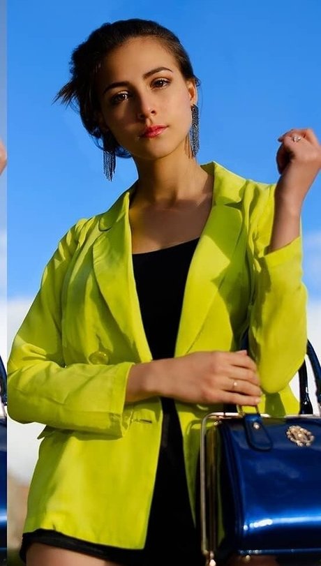 Daniela Derly star du porno adulte archive