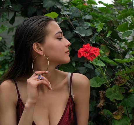 Daniela Derly modèle artistique photos