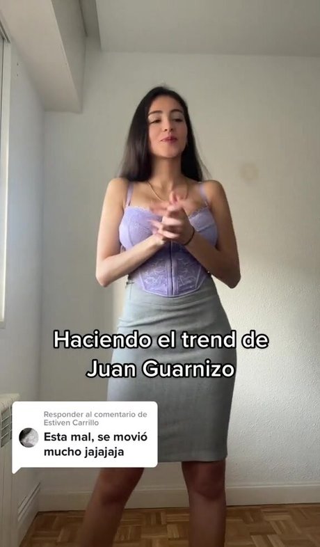 Daniela Derly étoile chaude images