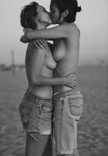 Lina Esco modèle pornographique photos