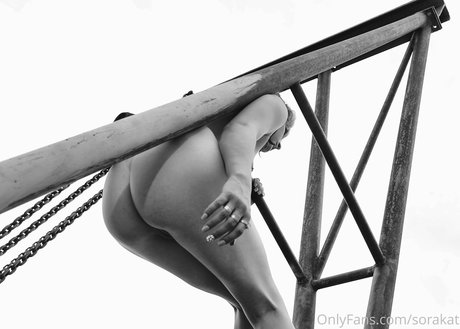 sorakat modèle érotique des photos