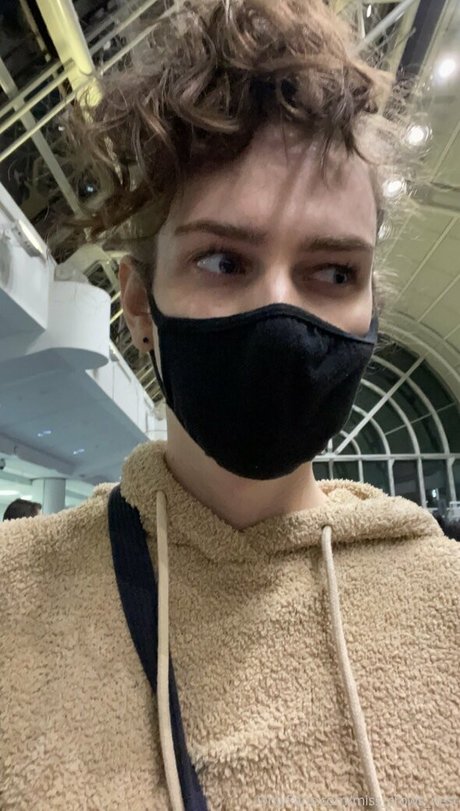 Miss Crows Nest modèle de haute qualité images