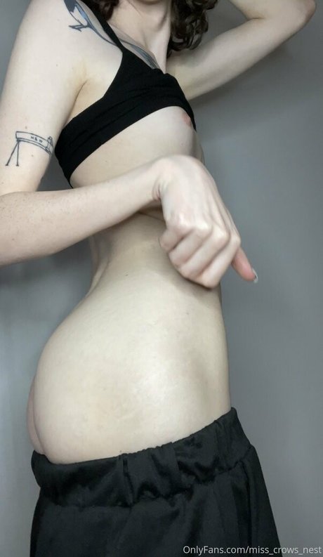 Miss Crows Nest star du porno parfaite collection