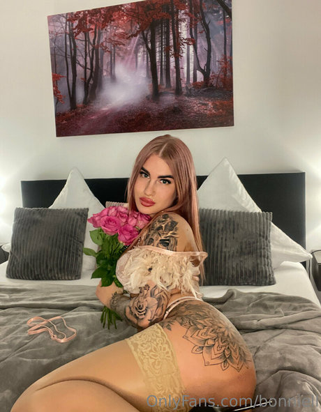 bonniell haut étoile galerie