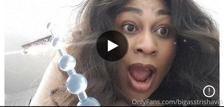 bigasstrishavip modèle sexy galeries